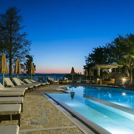 ホテル F Zeen Kefalonia (adults Only) ロウダータ