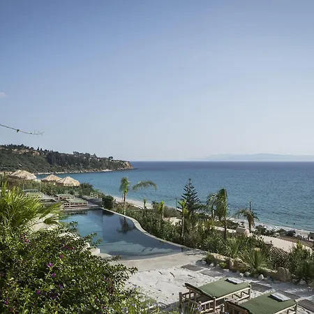 F Zeen Kefalonia (adults Only) ホテル ロウダータ