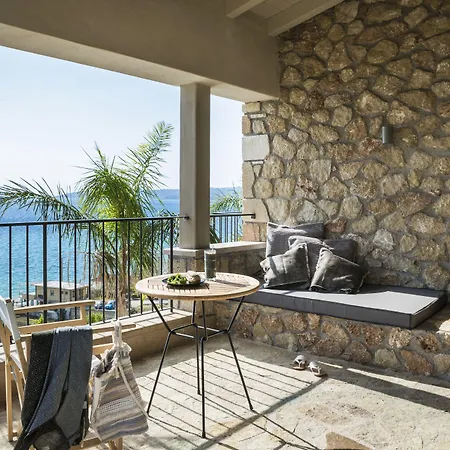 F Zeen Kefalonia (adults Only)