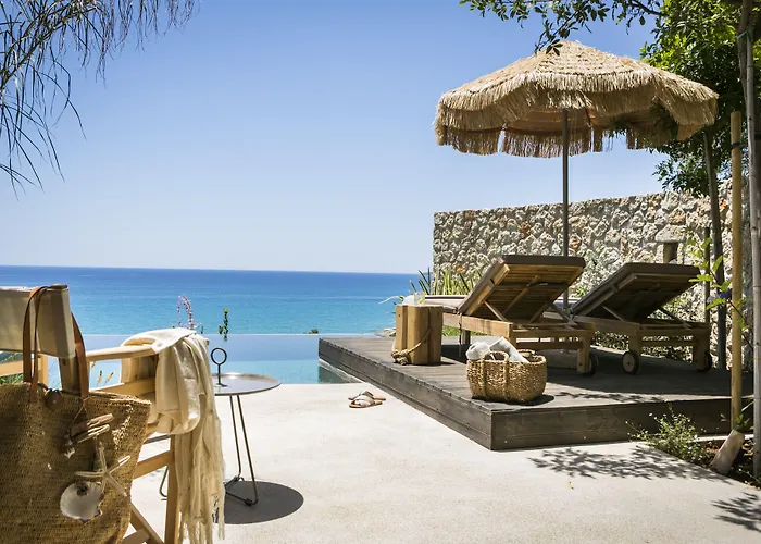 F Zeen Kefalonia (adults Only) Лурдата