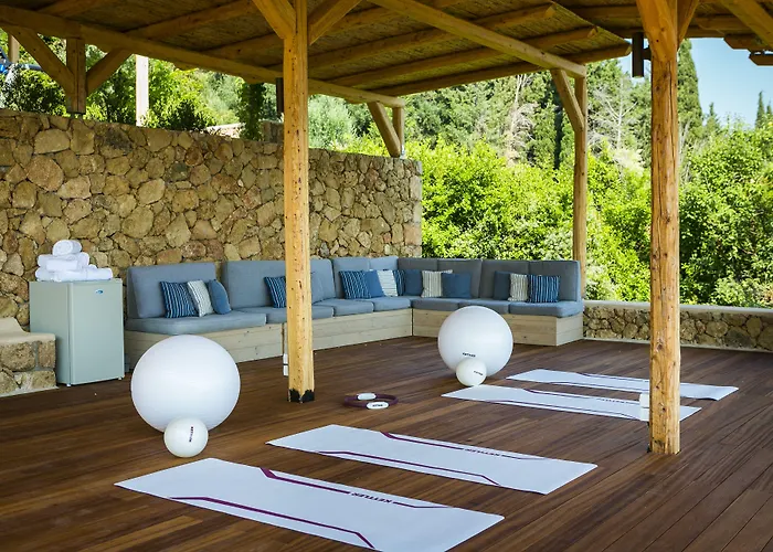 F Zeen Kefalonia (adults Only) Отель Лурдата