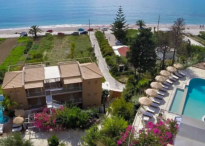 Отель F Zeen Kefalonia (adults Only) Лурдата